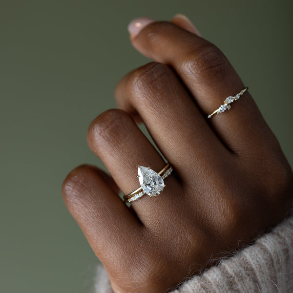 Solitaire Style-Pear Lab Grown Diamond Engagement Ring - Solitaire-Oval Lab Grown Diamond Engagement Ring