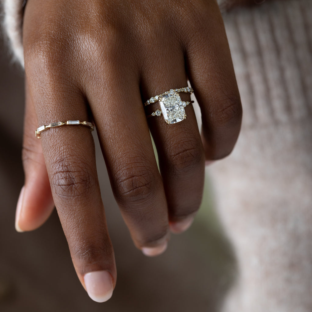 Solitaire-Oval Lab Grown Diamond Engagement Ring