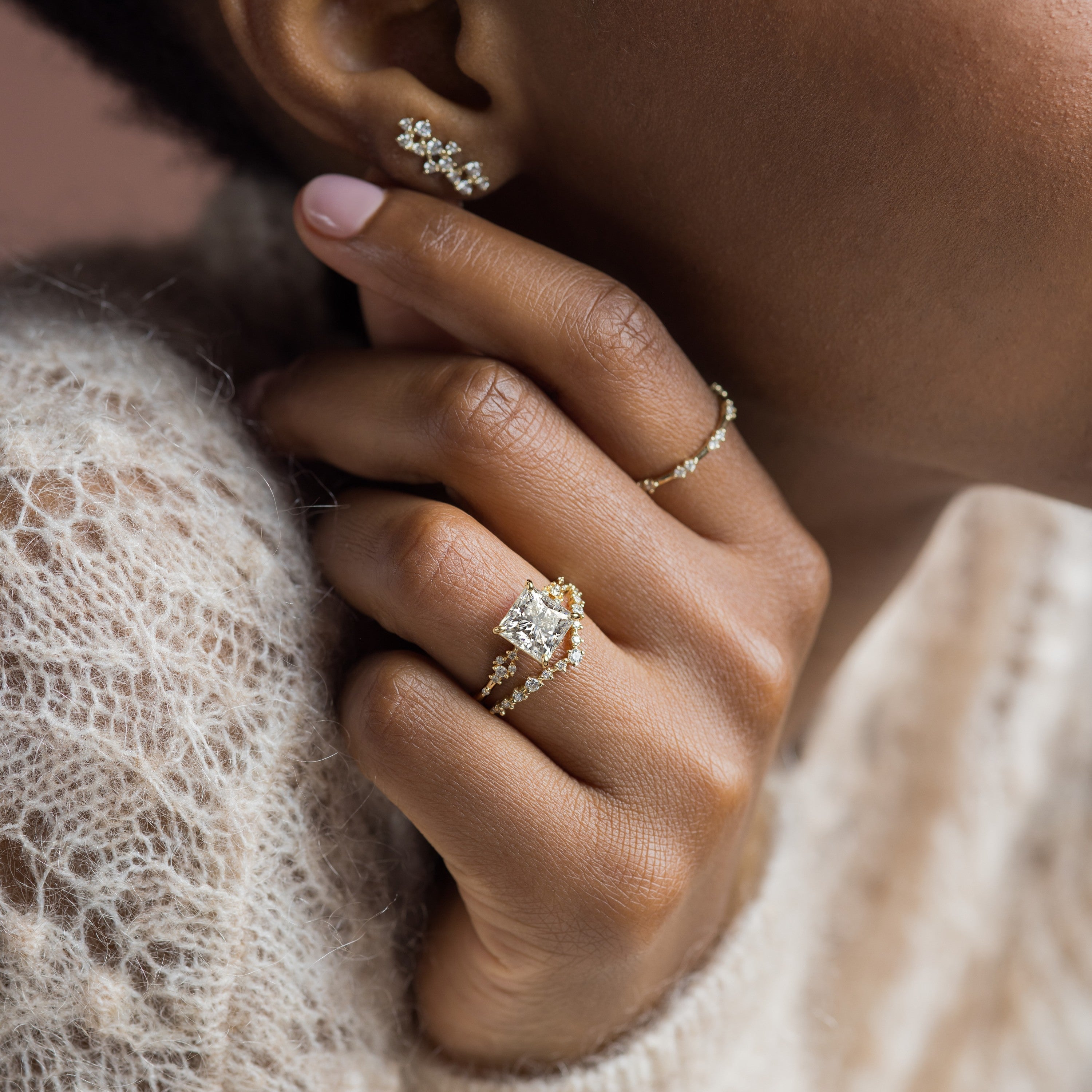 Solitaire-Oval Lab Grown Diamond Engagement Ring