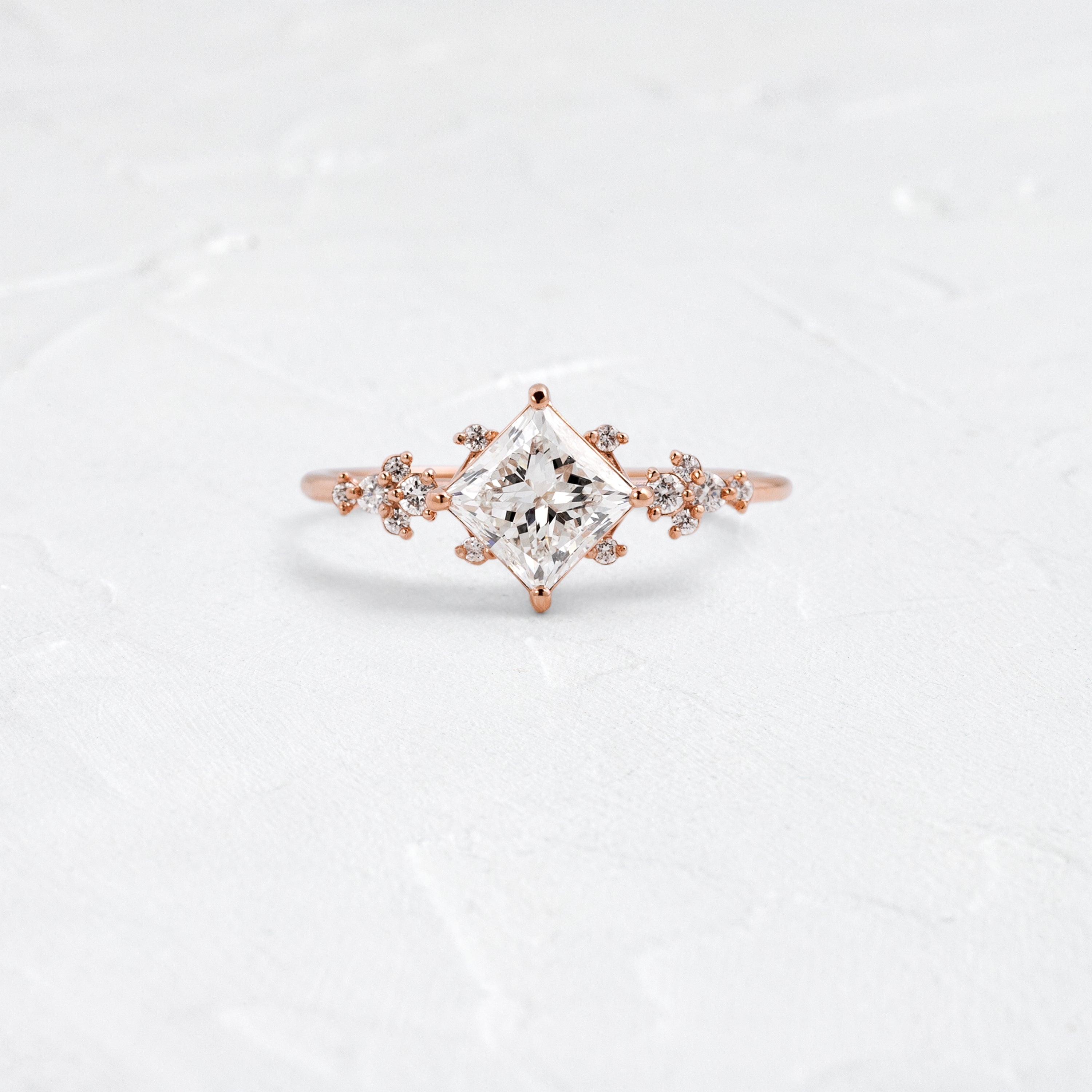 Solitaire-Oval Lab Grown Diamond Engagement Ring