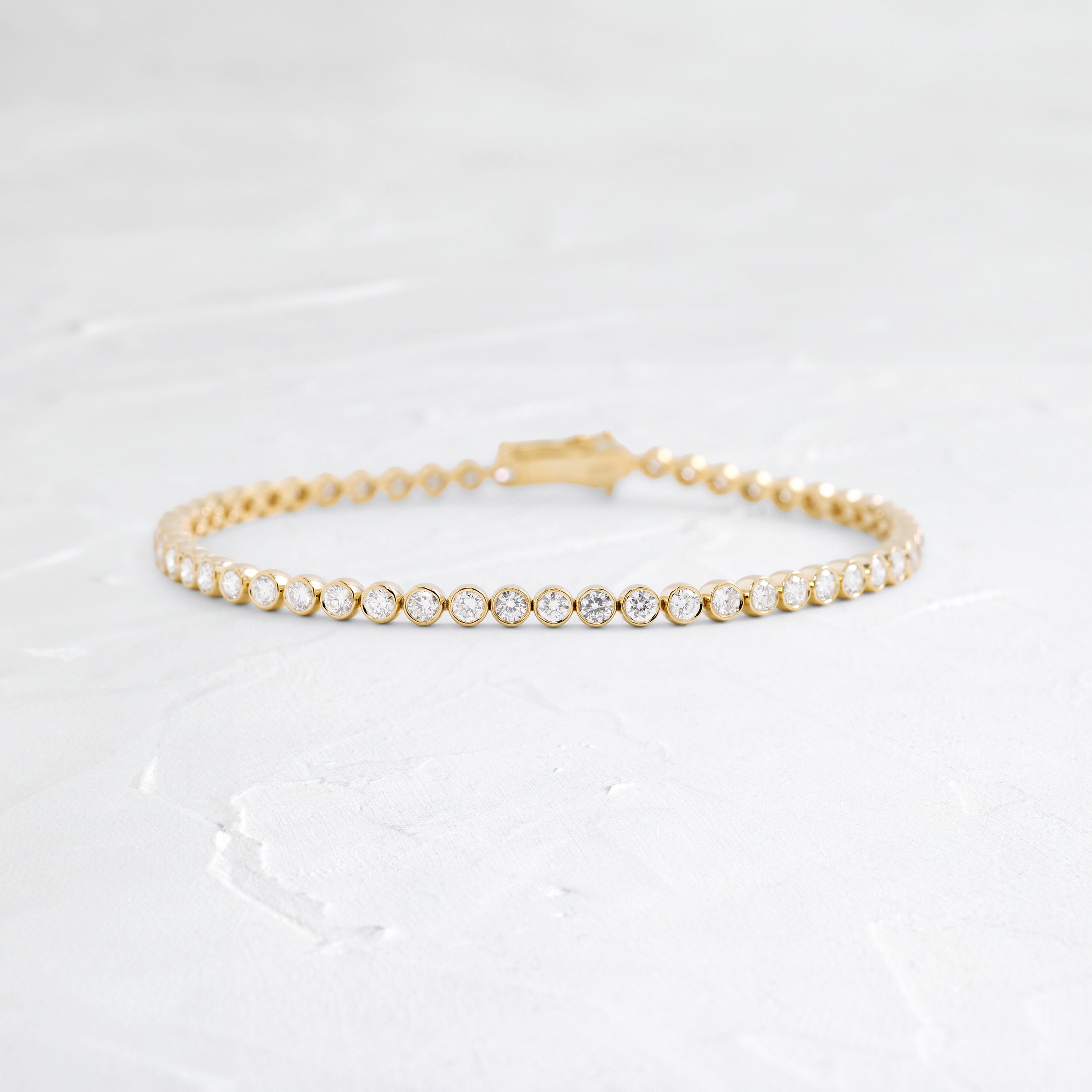 Solitaire Bezel-1.0 CT Oval Lab Grown Diamond Bracelets