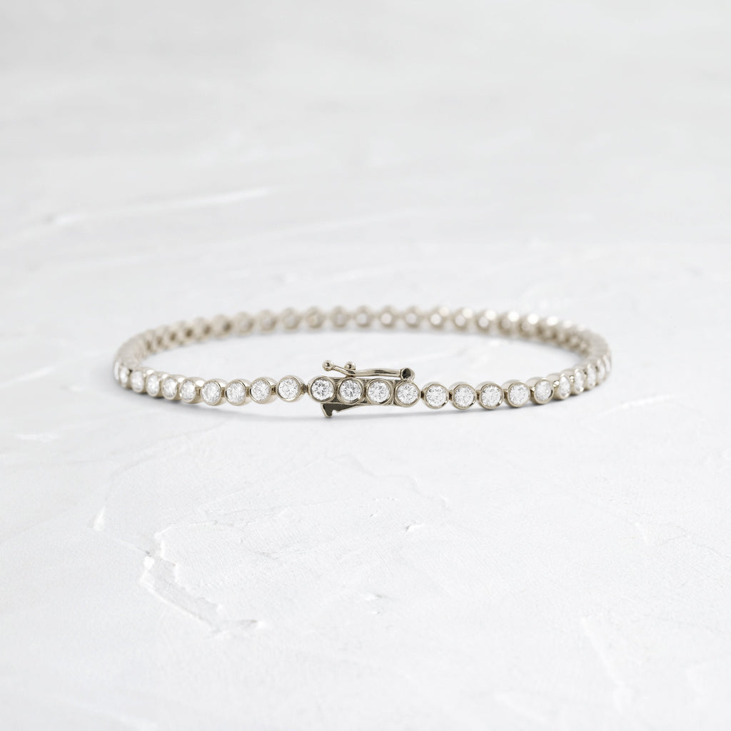 Solitaire Bezel-1.0 CT Oval Lab Grown Diamond Bracelets