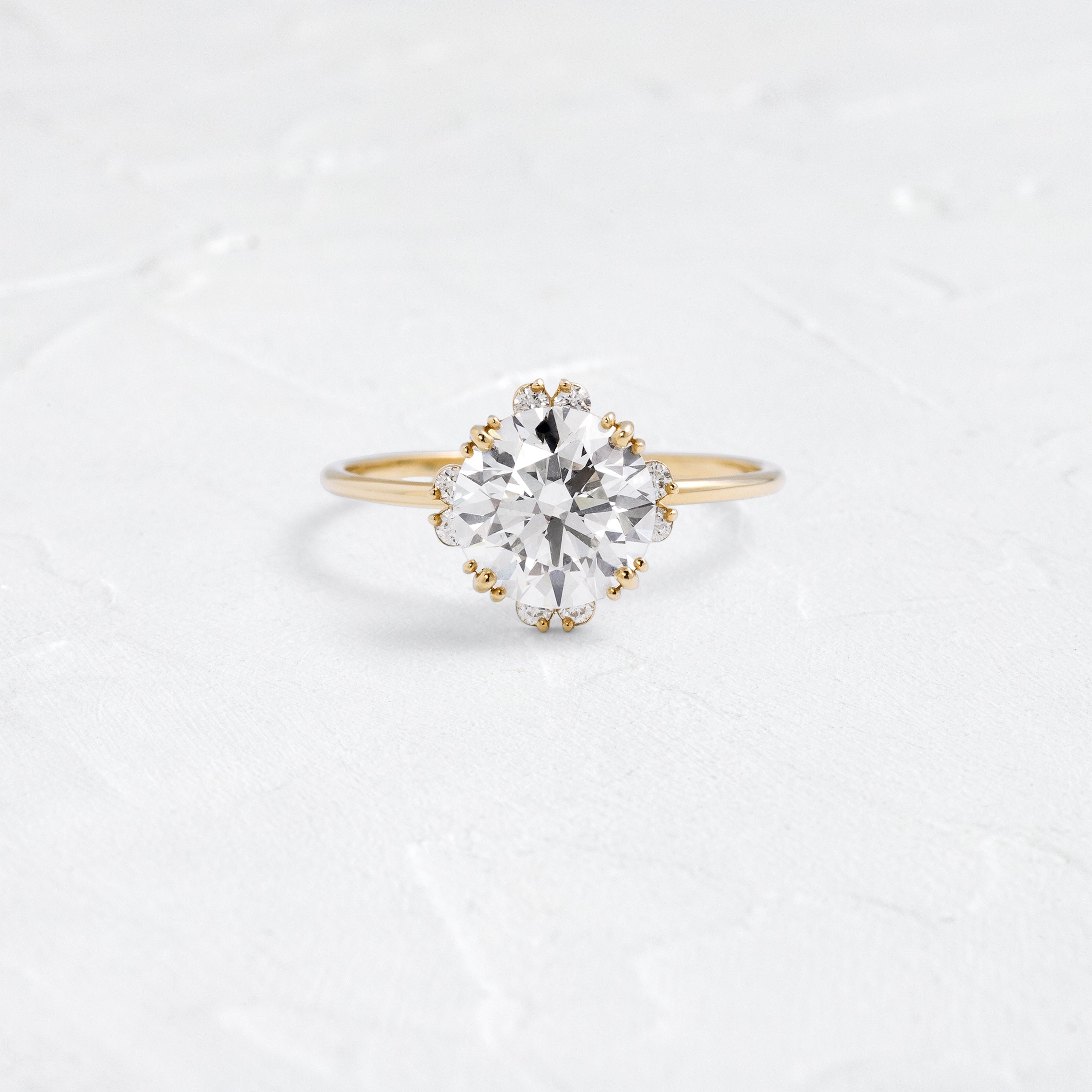 Solitaire-Oval Lab Grown Diamond Engagement Ring