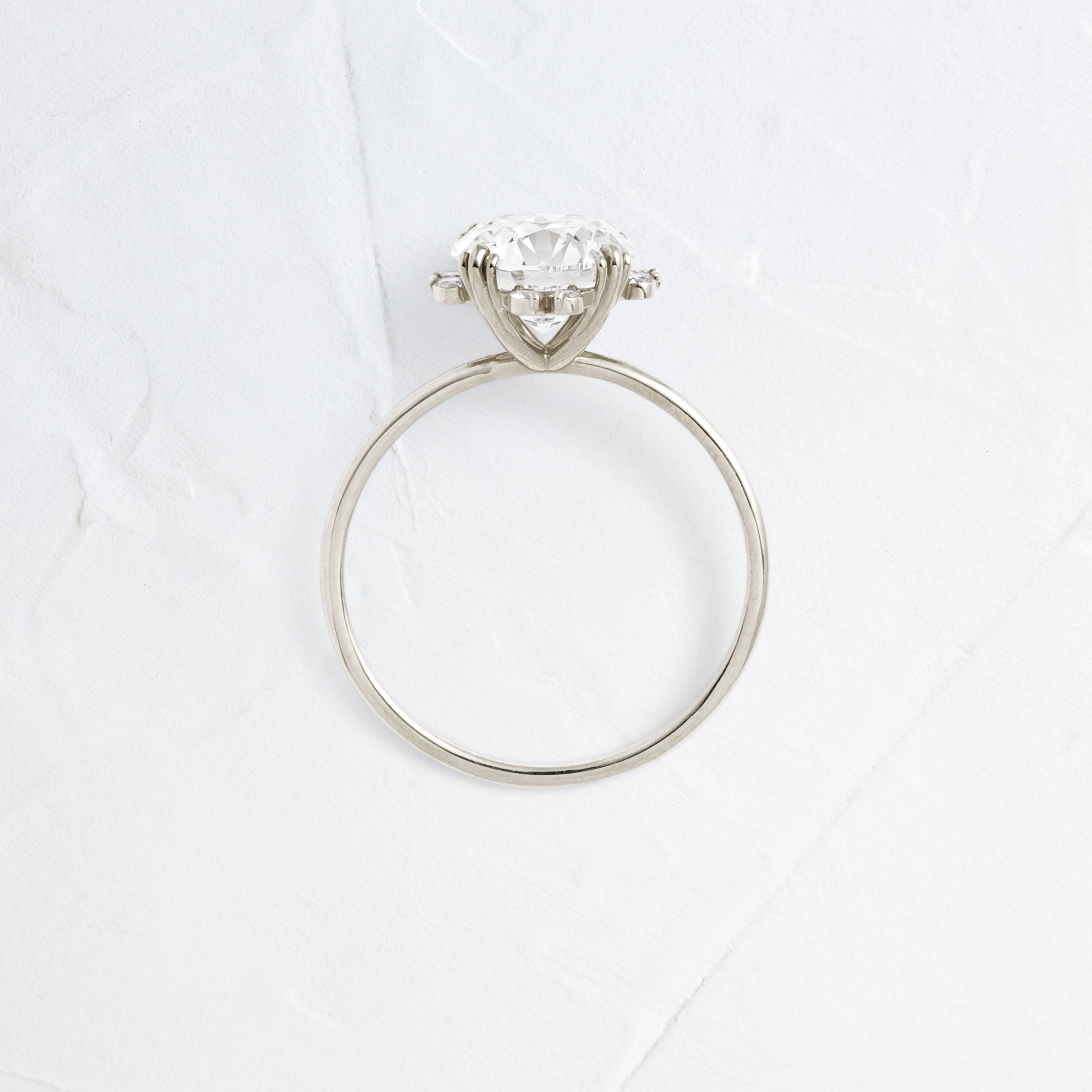 Solitaire-Oval Lab Grown Diamond Engagement Ring