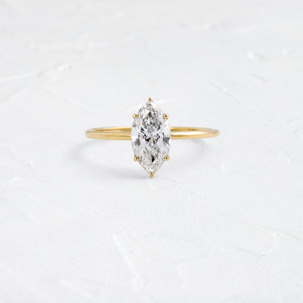 Solitaire-Oval Lab Grown Diamond Engagement Ring