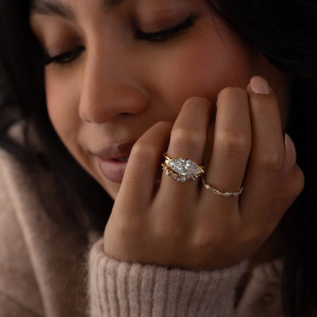 Solitaire-Oval Lab Grown Diamond Engagement Ring