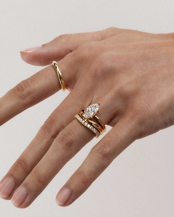 Solitaire-Marquise Lab Grown Diamond Engagement Ring - Solitaire-Oval Lab Grown Diamond Engagement Ring