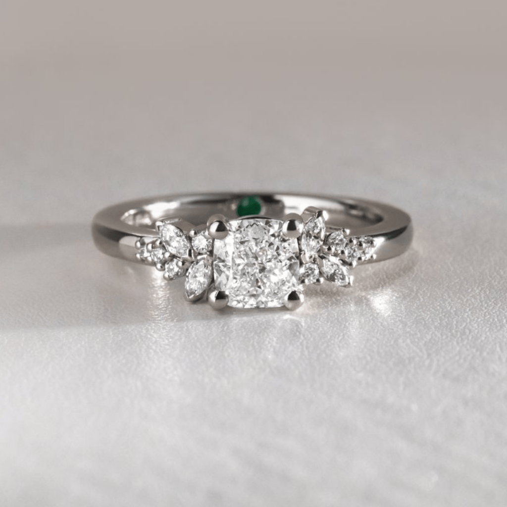 Solitaire-Oval Lab Grown Diamond Engagement Ring