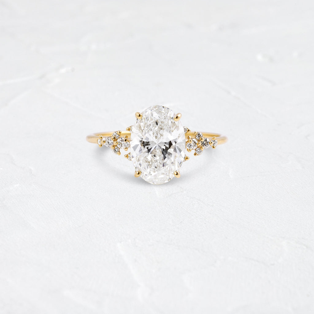 Solitaire-Oval Lab Grown Diamond Engagement Ring