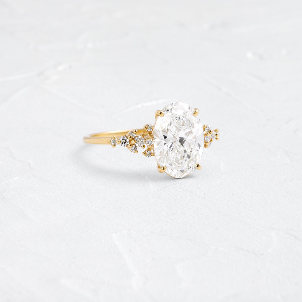 Solitaire-Oval Lab Grown Diamond Engagement Ring