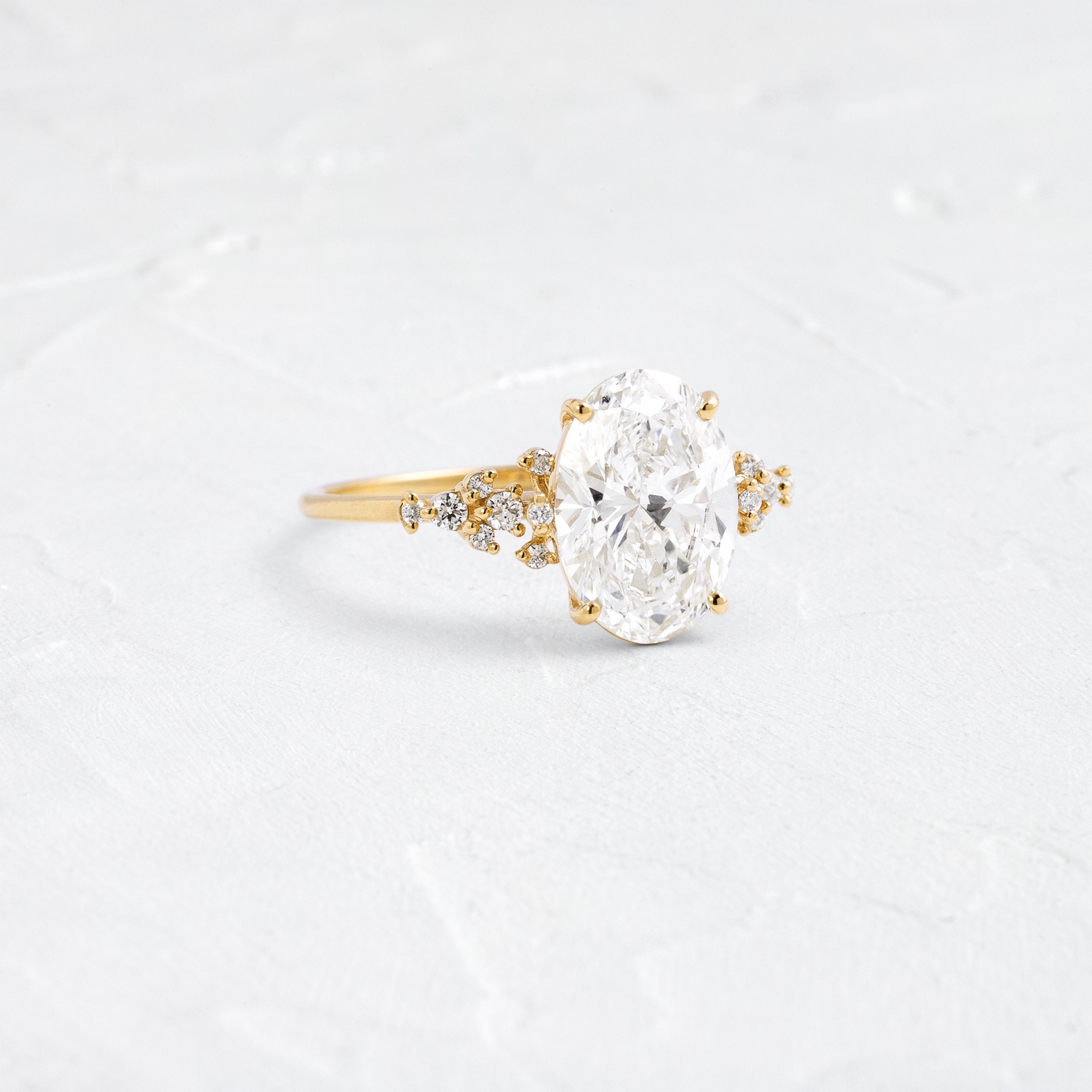 Solitaire-Oval Lab Grown Diamond Engagement Ring