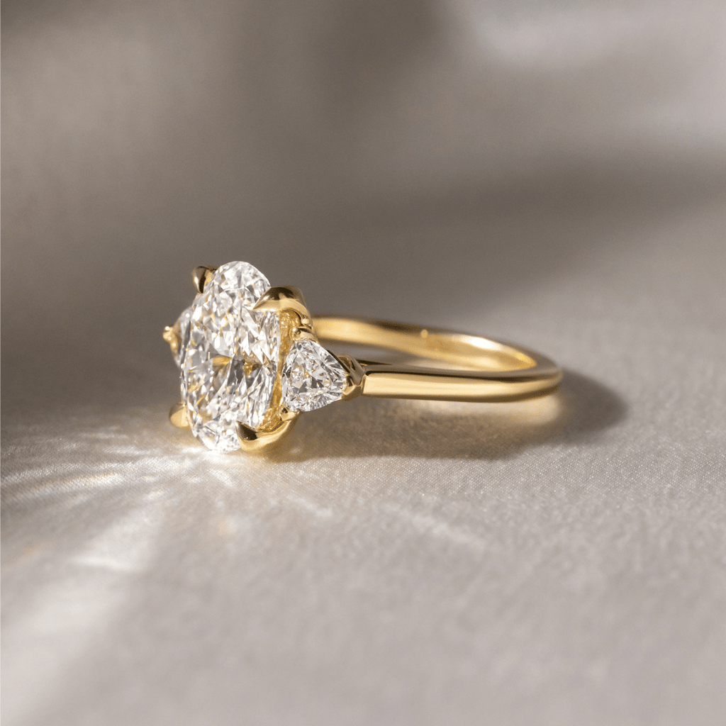 Solitaire-Oval Lab Grown Diamond Engagement Ring