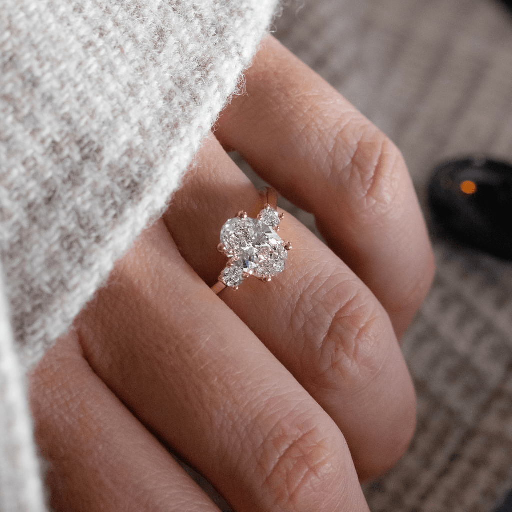 Solitaire-Oval Lab Grown Diamond Engagement Ring