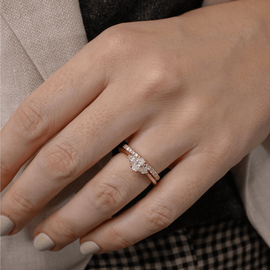 Solitaire-Oval Lab Grown Diamond Engagement Ring