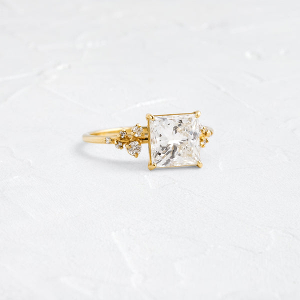 Cluster-Princess Lab Grown Diamond Engagement Ring - Solitaire-Oval Lab Grown Diamond Engagement Ring