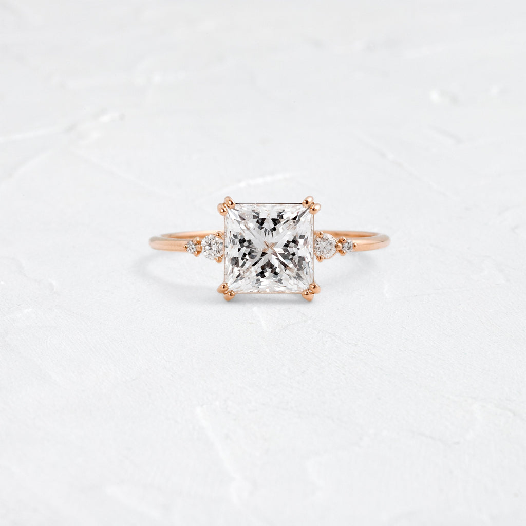 Solitaire-Oval Lab Grown Diamond Engagement Ring
