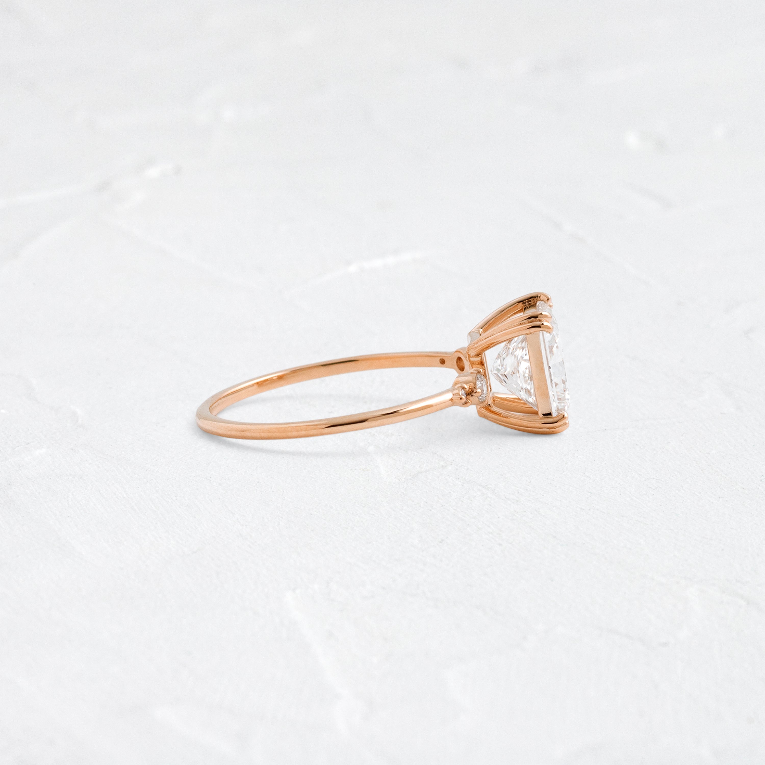 Solitaire-Oval Lab Grown Diamond Engagement Ring