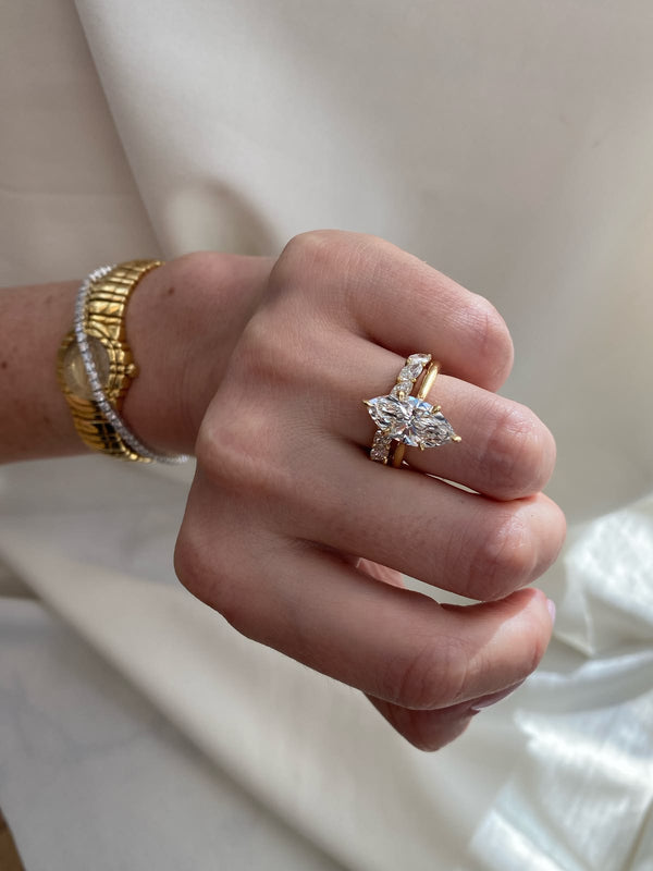 Solitaire-Marquise Lab Grown Diamond Engagement Ring - Solitaire-Oval Lab Grown Diamond Engagement Ring