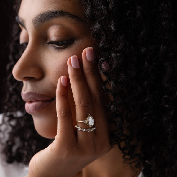 Bezel & Cluster Style-Pear Lab Grown Diamond Engagement Ring - Solitaire-Oval Lab Grown Diamond Engagement Ring