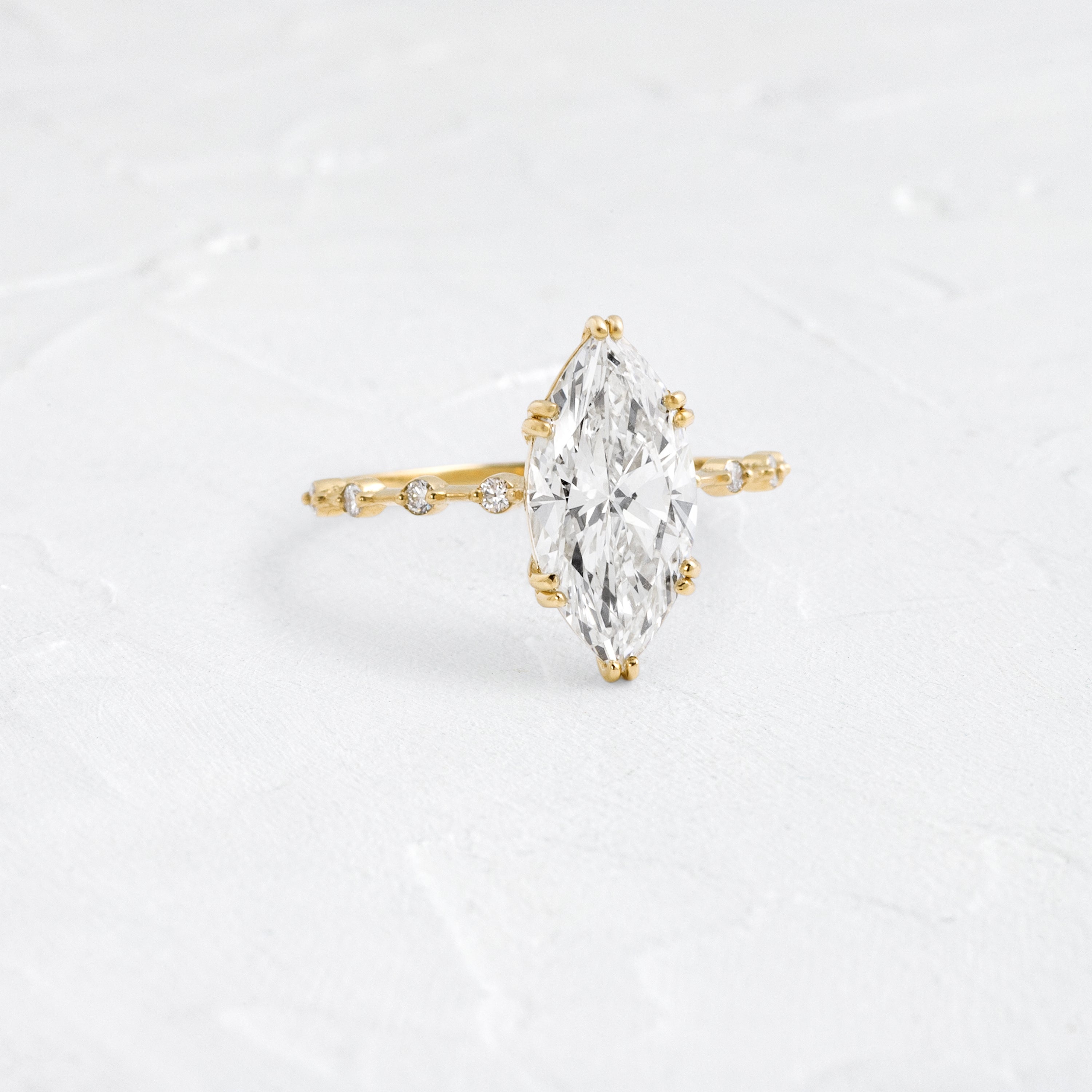 Solitaire-Oval Lab Grown Diamond Engagement Ring