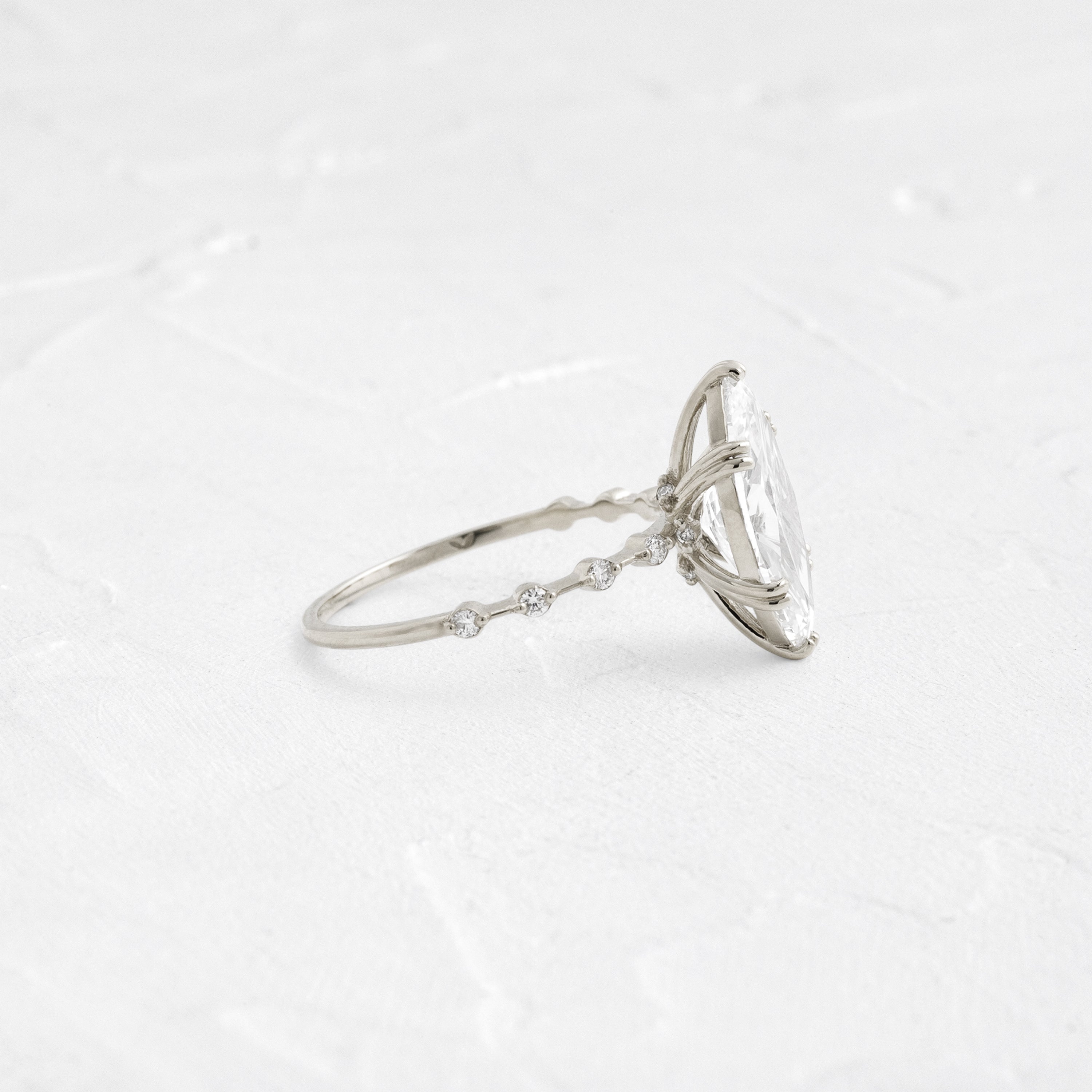 Solitaire-Oval Lab Grown Diamond Engagement Ring