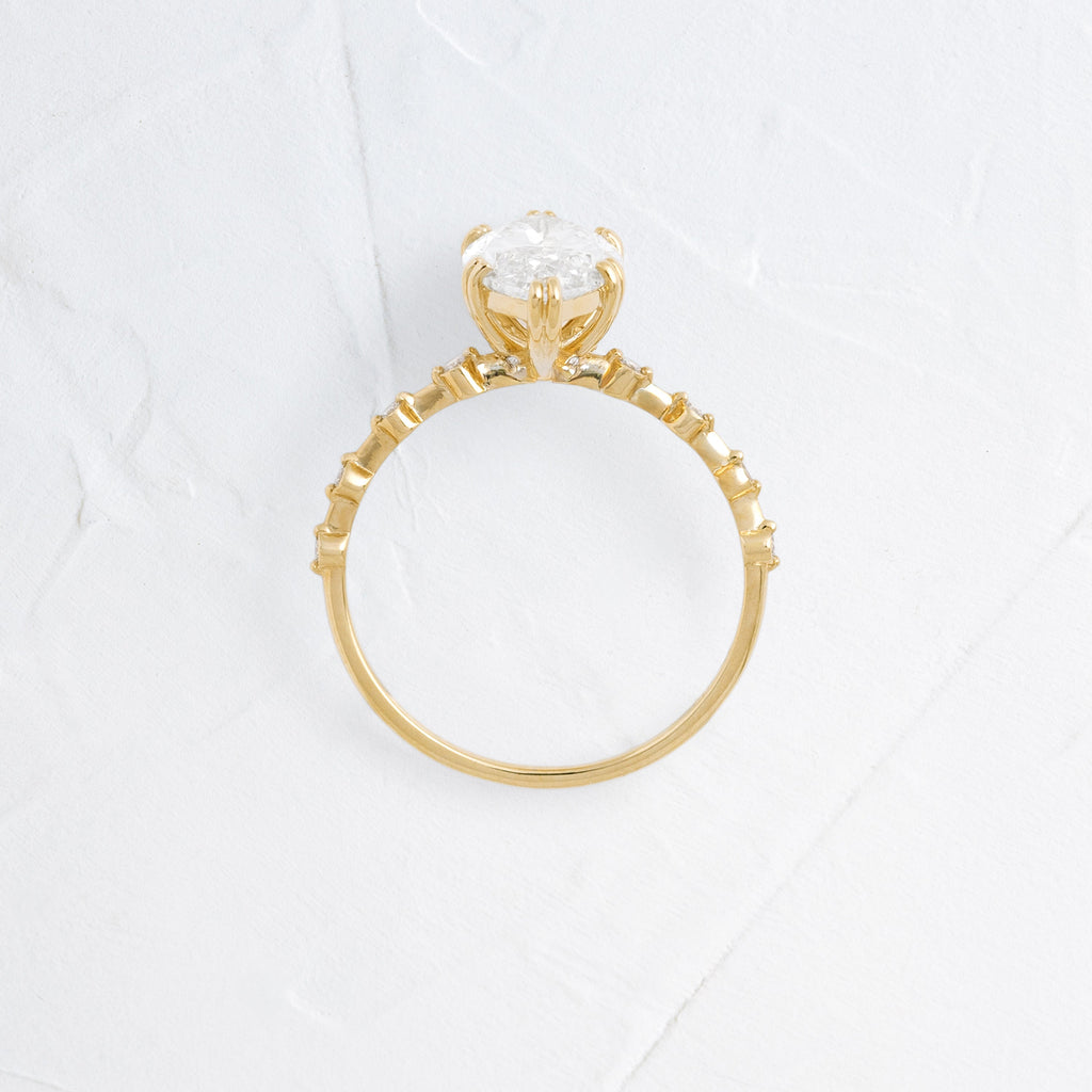 Solitaire-Oval Lab Grown Diamond Engagement Ring