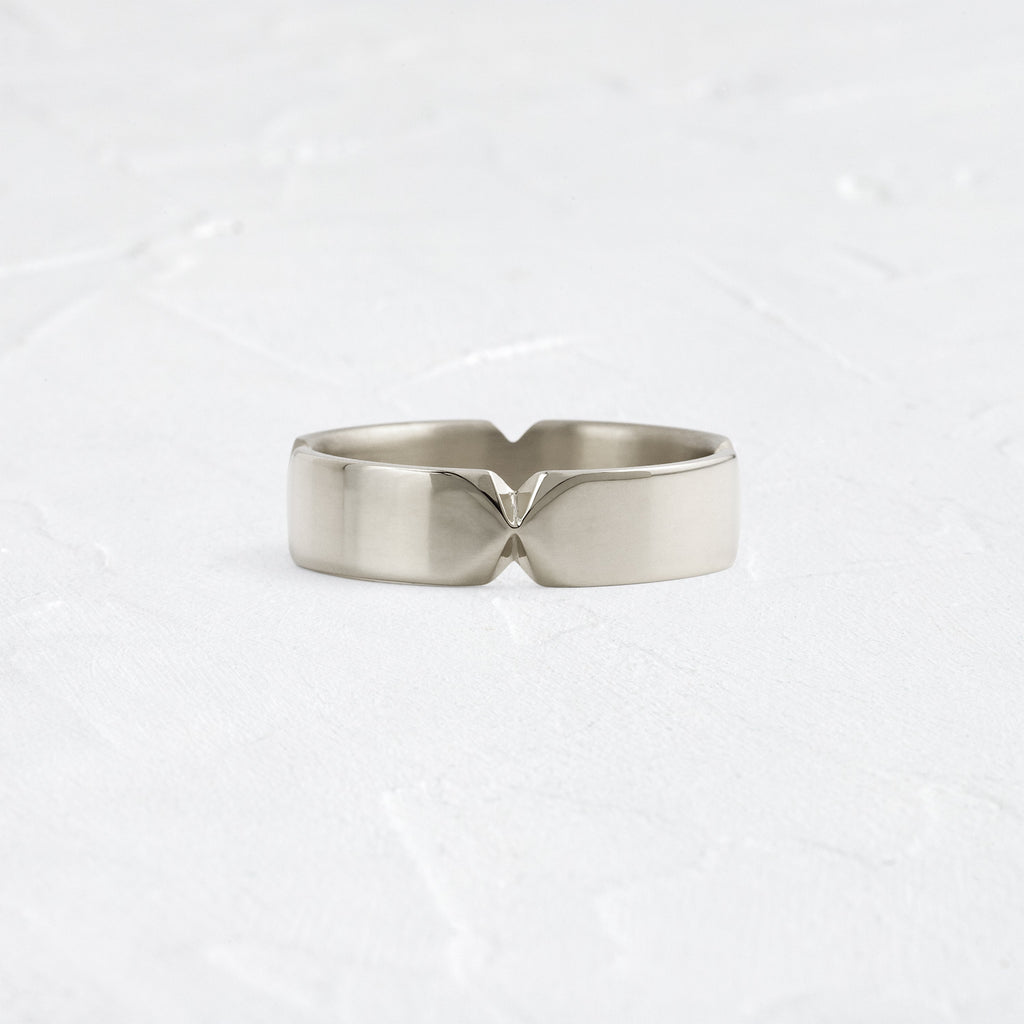 Classic- Men's Wedding Band