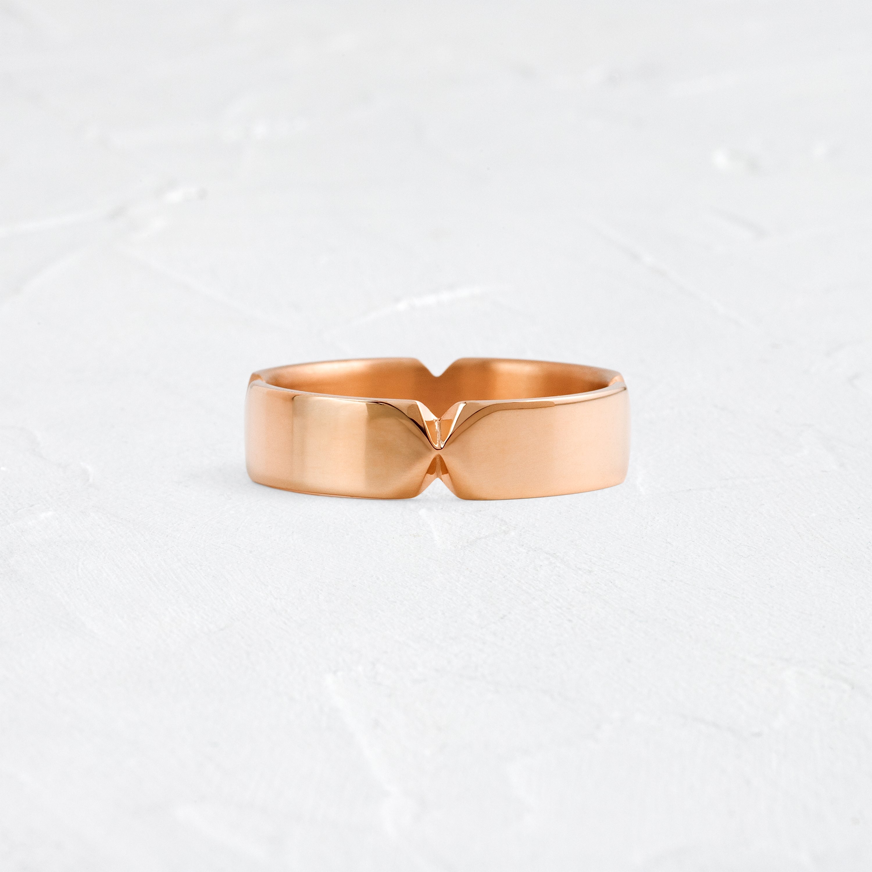 Classic- Men's Wedding Band