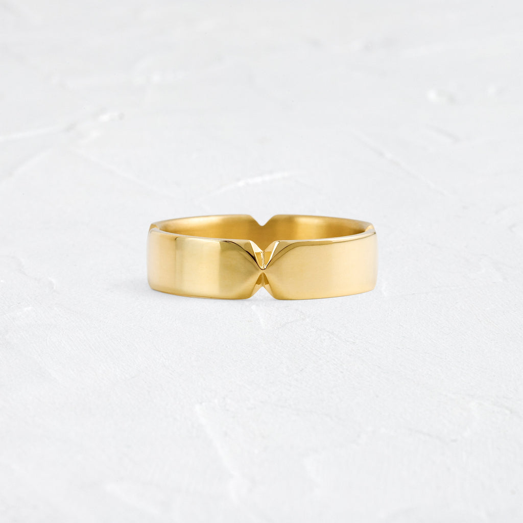 Classic- Men's Wedding Band