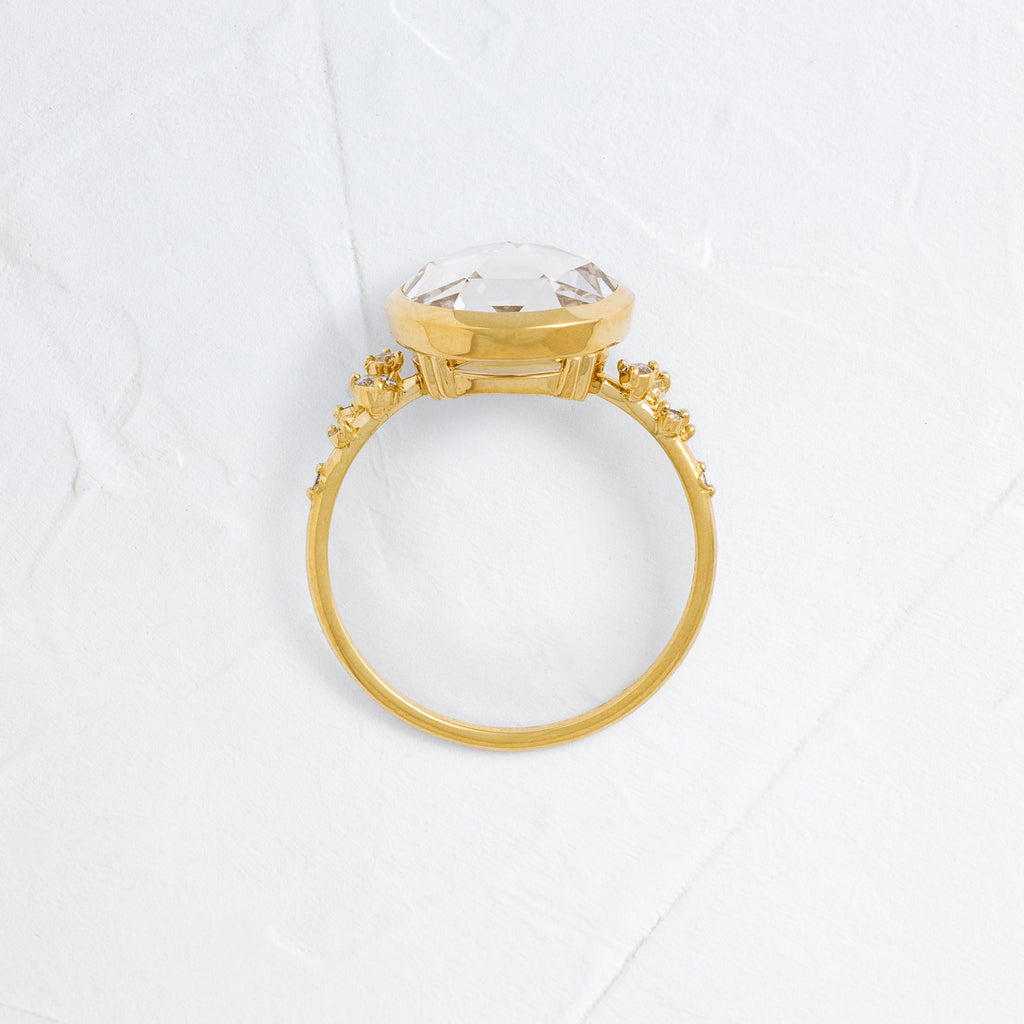 Solitaire-Oval Lab Grown Diamond Engagement Ring