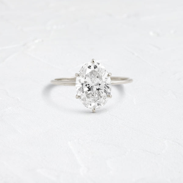 Solitaire-Oval Lab Grown Diamond Engagement Ring - Solitaire-Oval Lab Grown Diamond Engagement Ring