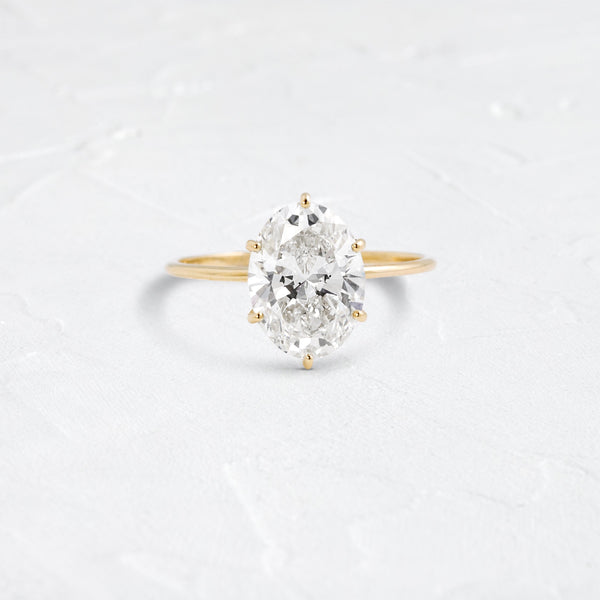 Solitaire-Oval Lab Grown Diamond Engagement Ring - Solitaire-Oval Lab Grown Diamond Engagement Ring