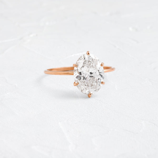Solitaire-Oval Lab Grown Diamond Engagement Ring - Solitaire-Oval Lab Grown Diamond Engagement Ring