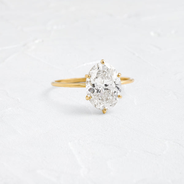 Solitaire-Oval Lab Grown Diamond Engagement Ring - Solitaire-Oval Lab Grown Diamond Engagement Ring