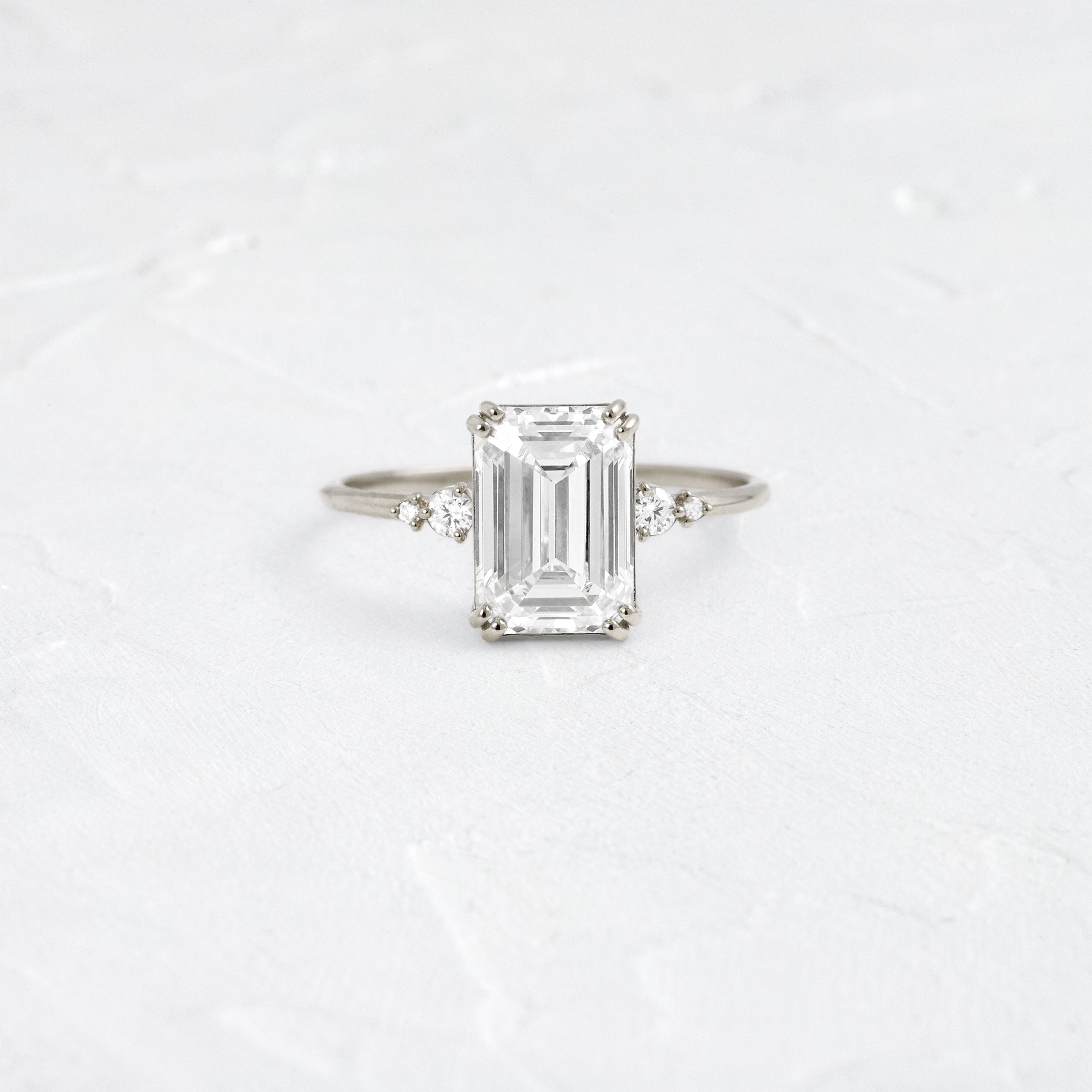 Solitaire-Oval Lab Grown Diamond Engagement Ring