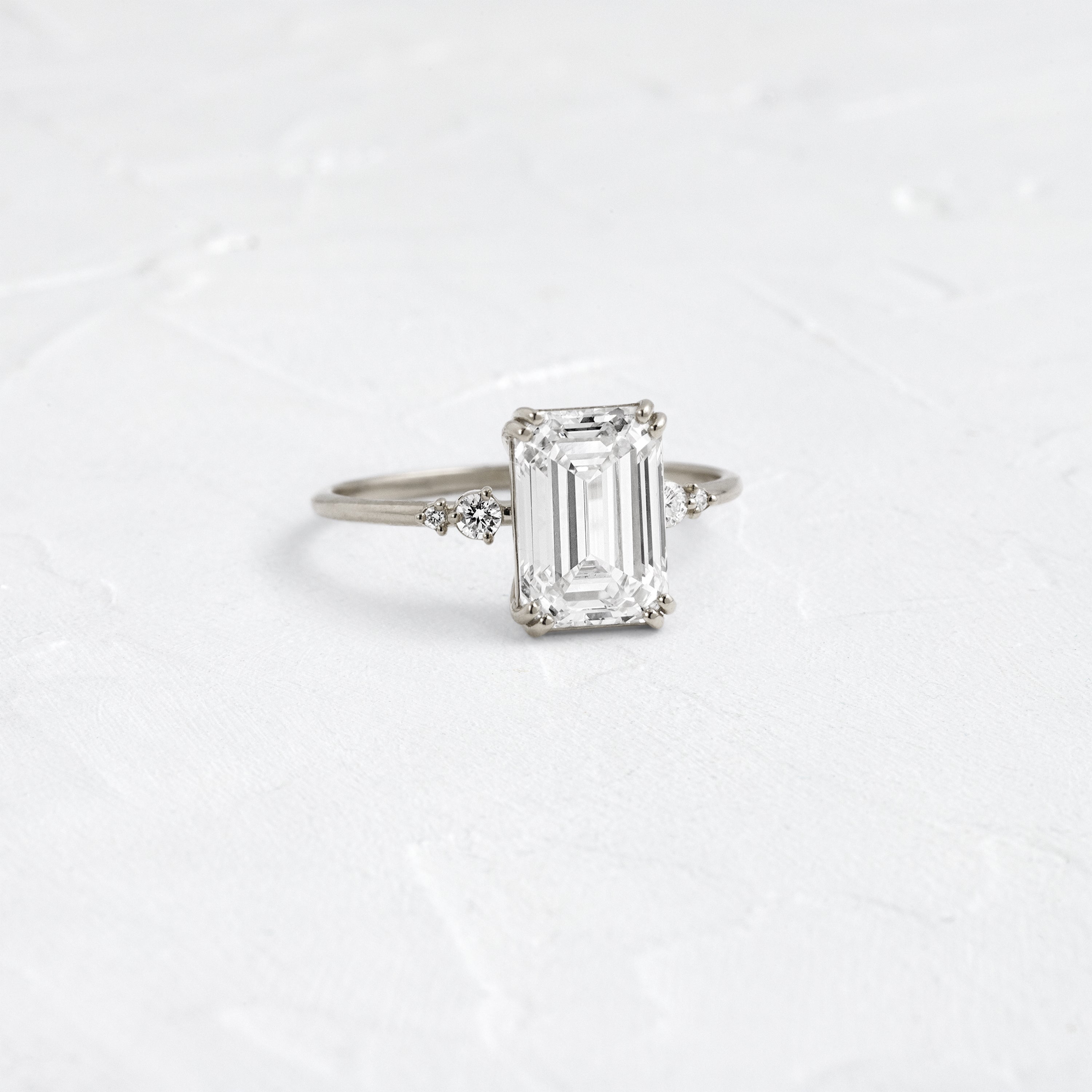 Solitaire-Oval Lab Grown Diamond Engagement Ring