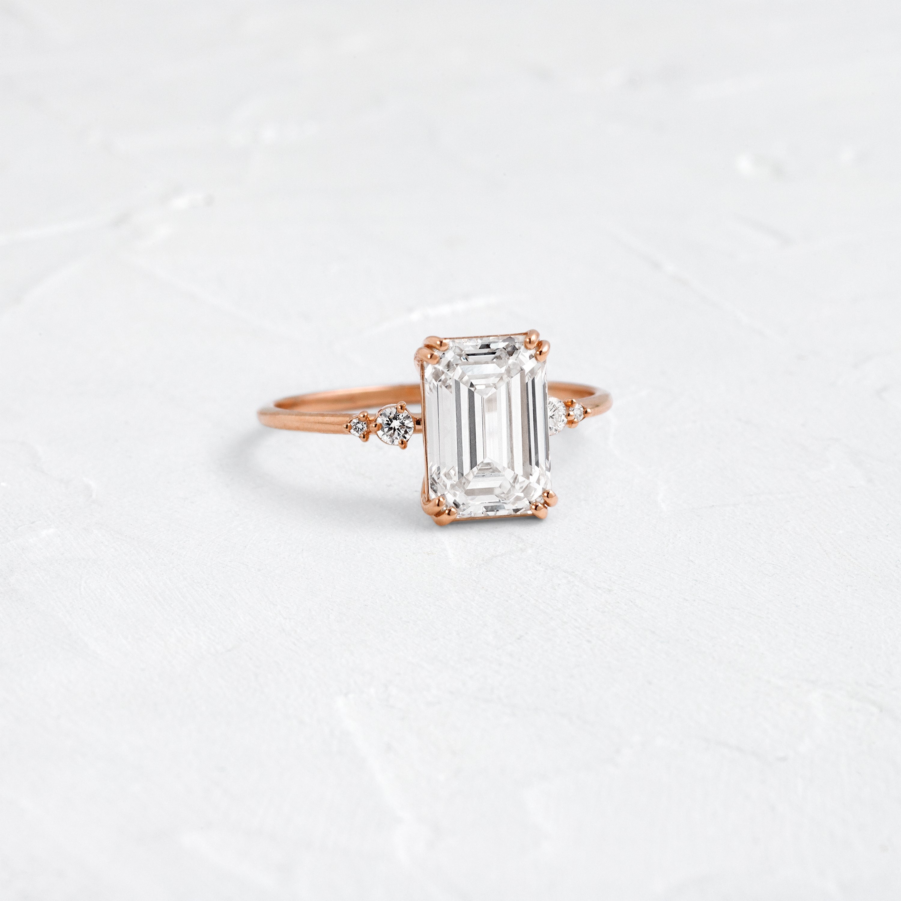 Solitaire-Oval Lab Grown Diamond Engagement Ring