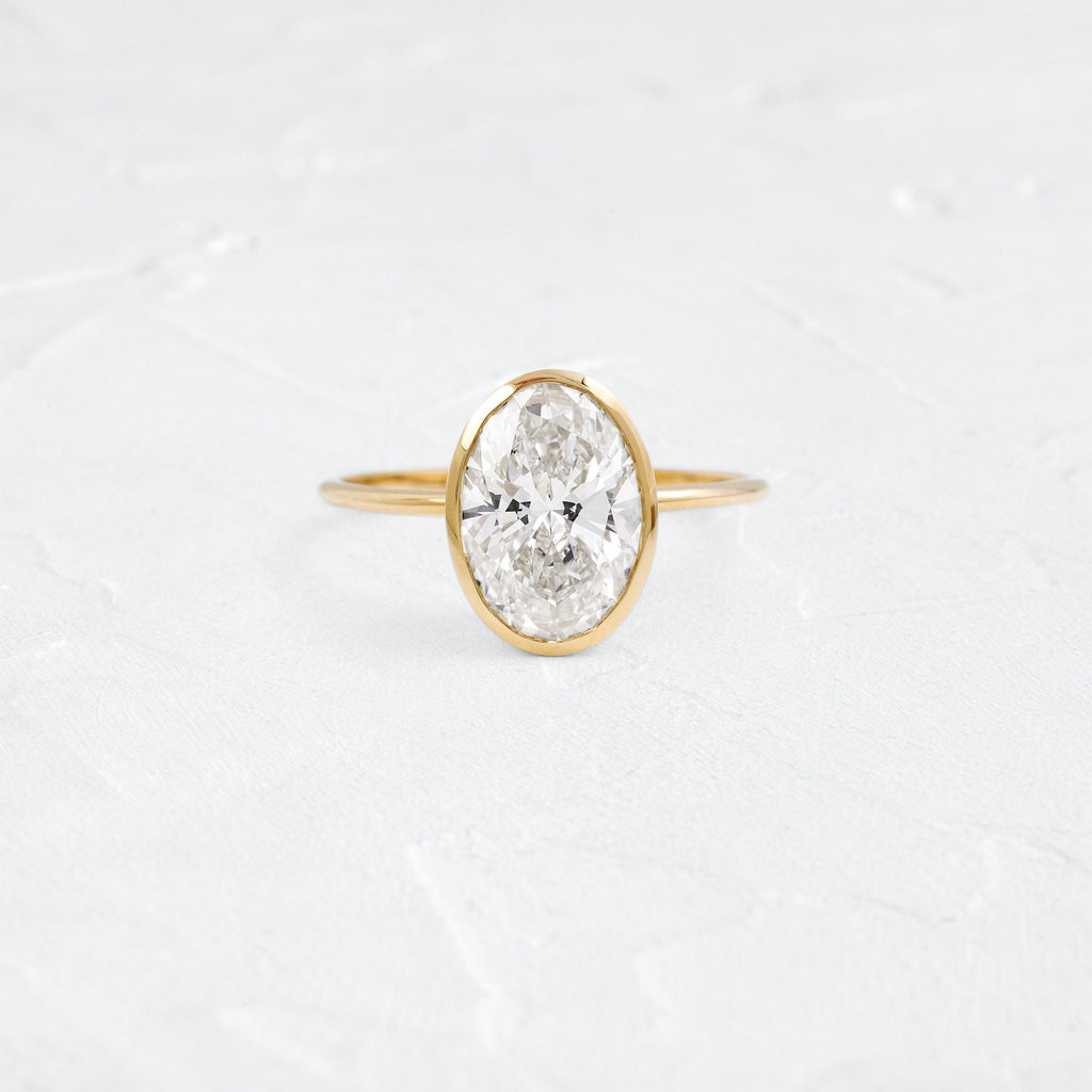 Solitaire-Oval Lab Grown Diamond Engagement Ring