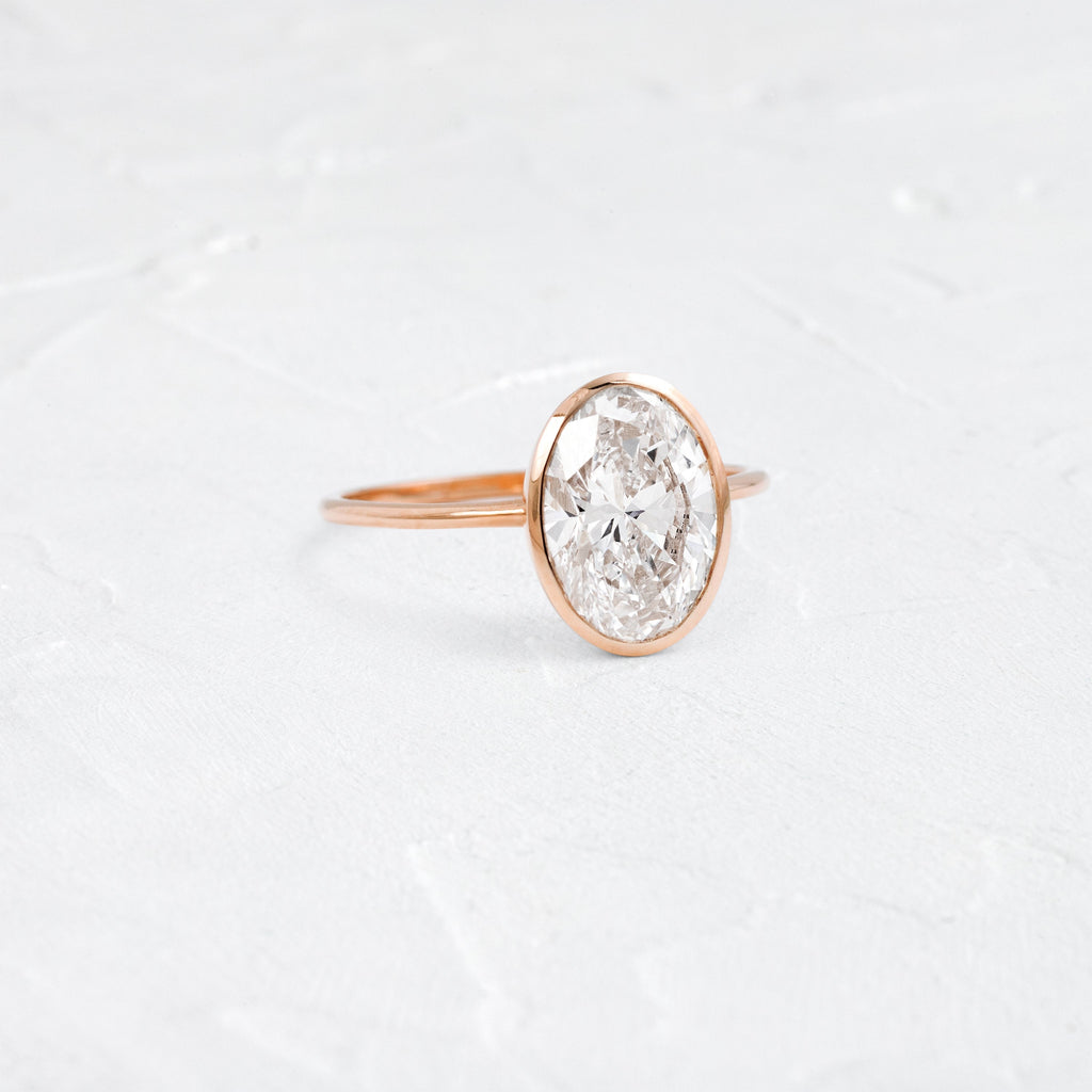 Solitaire-Oval Lab Grown Diamond Engagement Ring