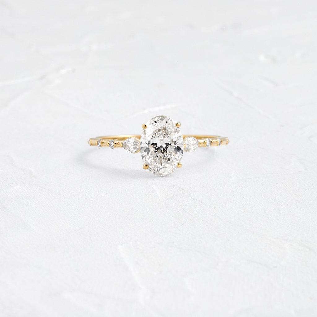 Solitaire-Oval Lab Grown Diamond Engagement Ring