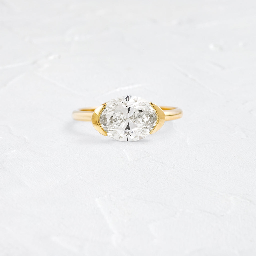 Solitaire-Oval Lab Grown Diamond Engagement Ring