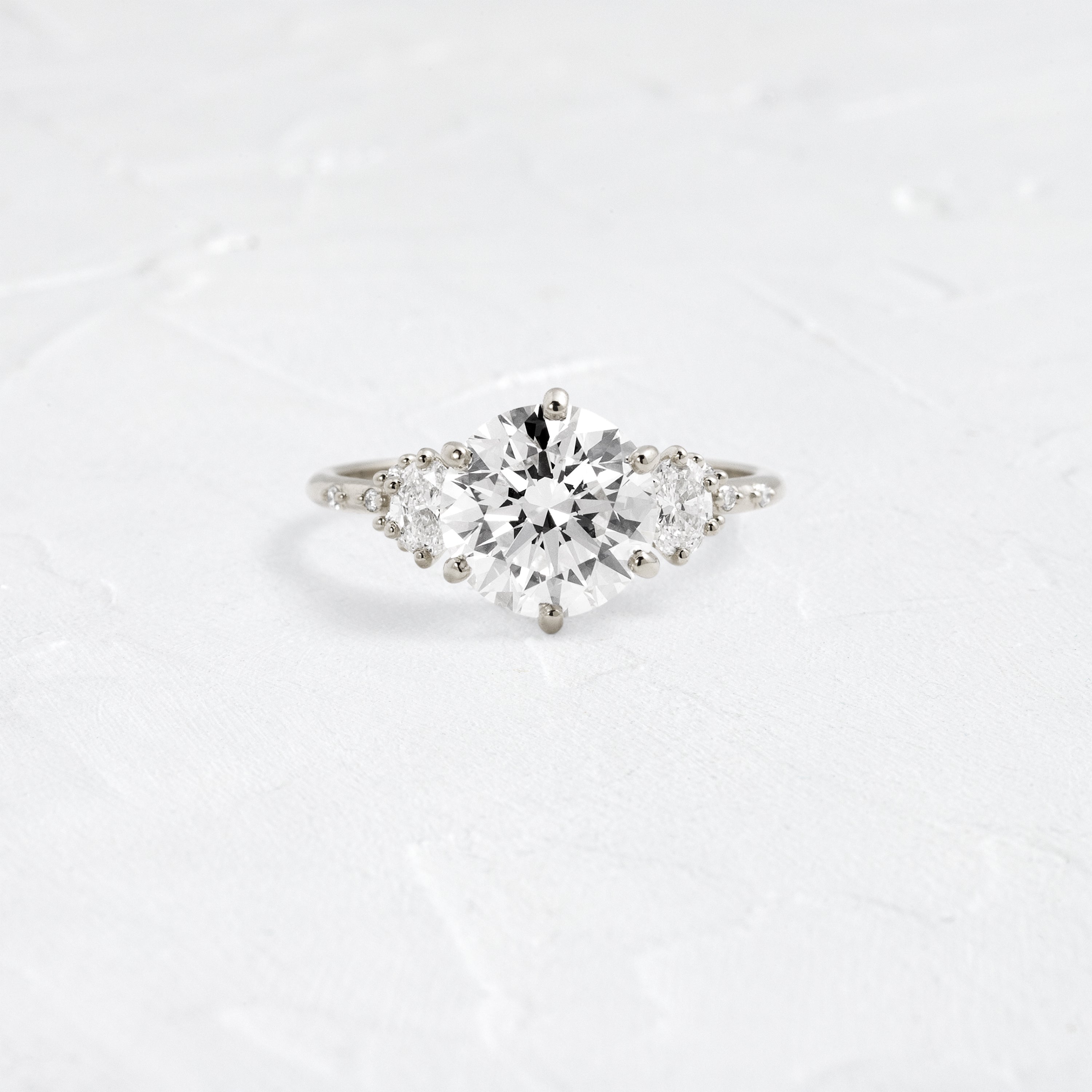 Solitaire-Oval Lab Grown Diamond Engagement Ring