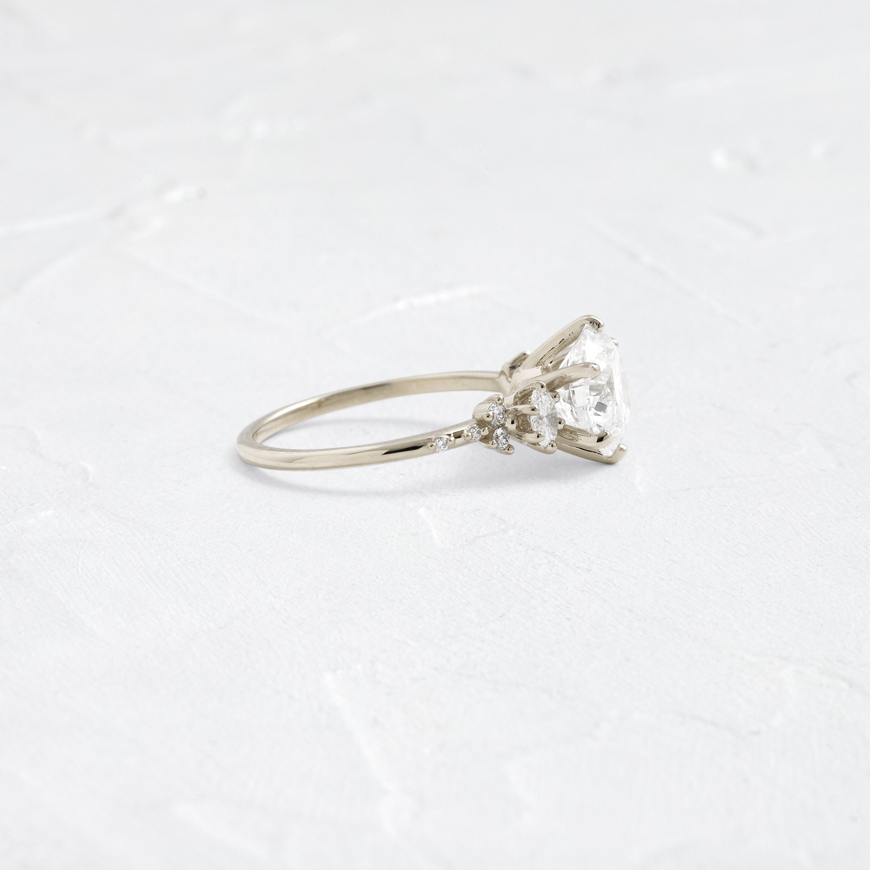 Solitaire-Oval Lab Grown Diamond Engagement Ring
