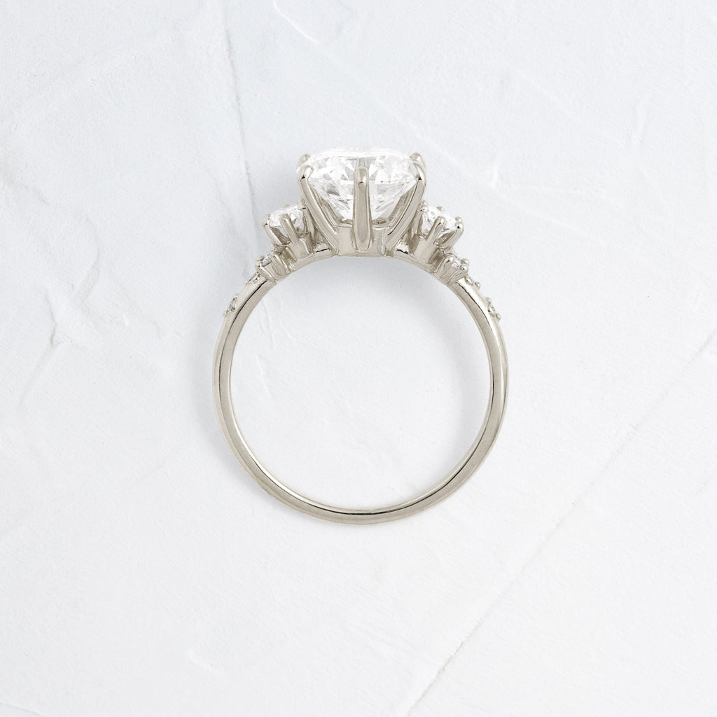 Solitaire-Oval Lab Grown Diamond Engagement Ring