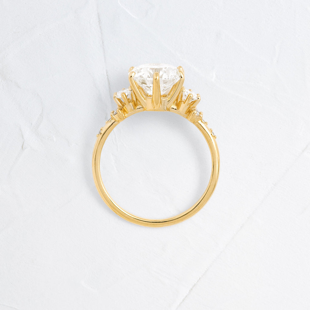 Solitaire-Oval Lab Grown Diamond Engagement Ring