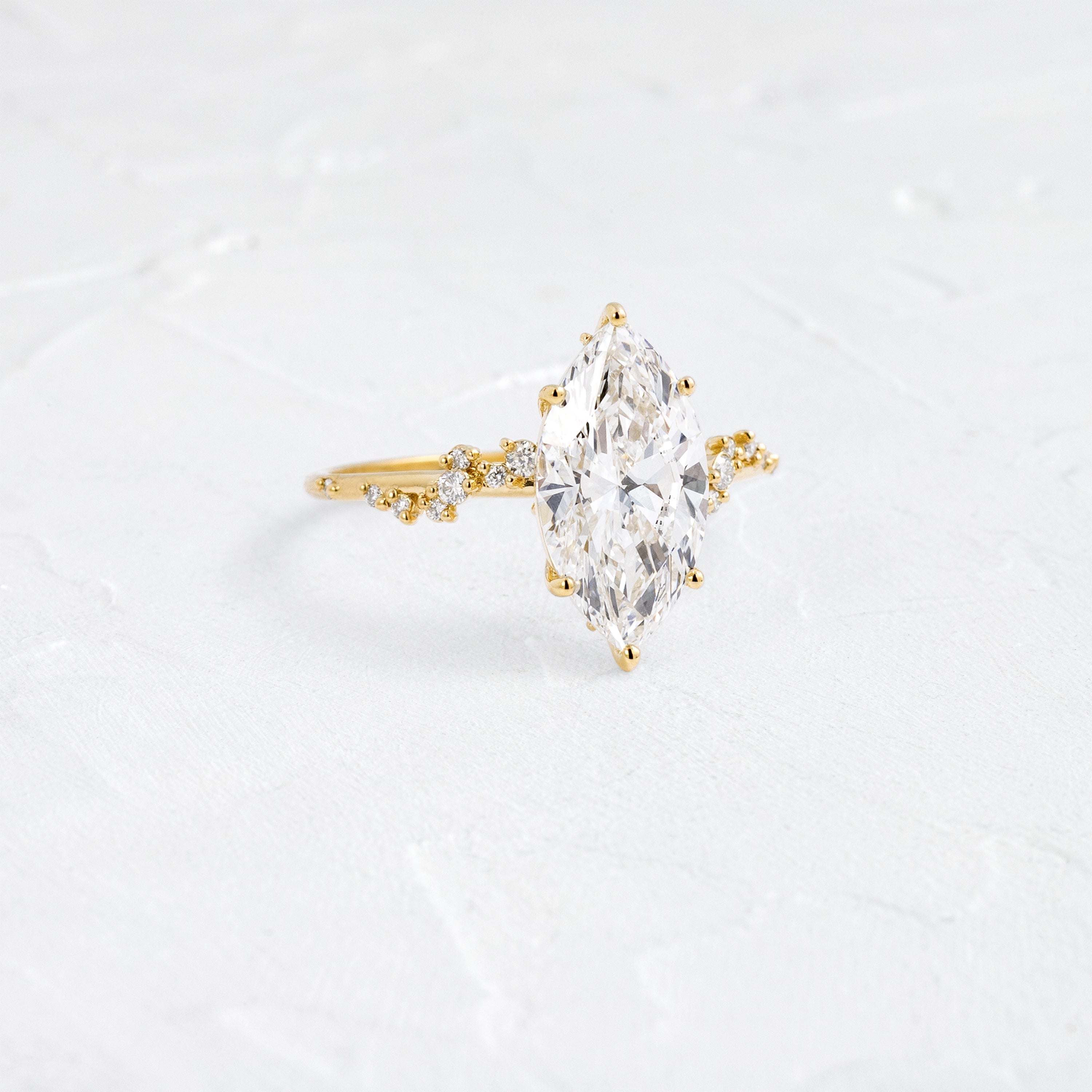 Solitaire-Oval Lab Grown Diamond Engagement Ring