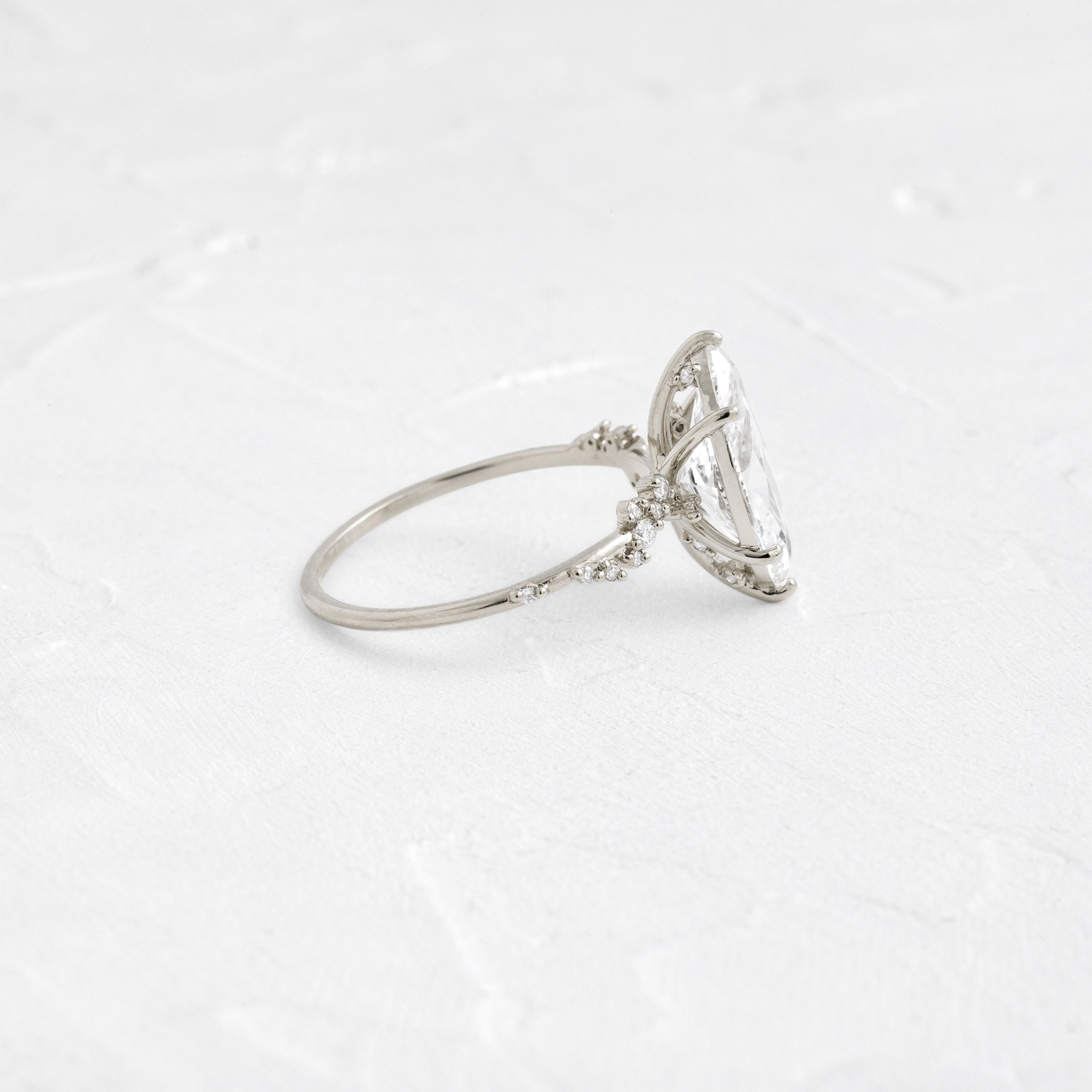 Solitaire-Oval Lab Grown Diamond Engagement Ring