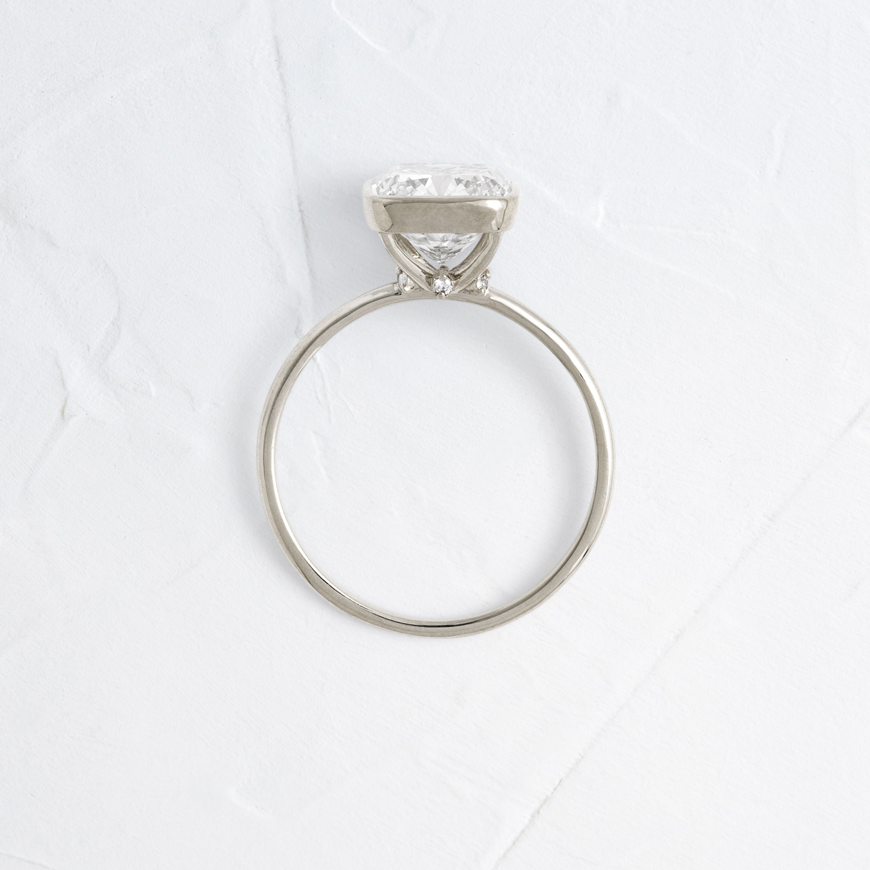 Solitaire-Oval Lab Grown Diamond Engagement Ring