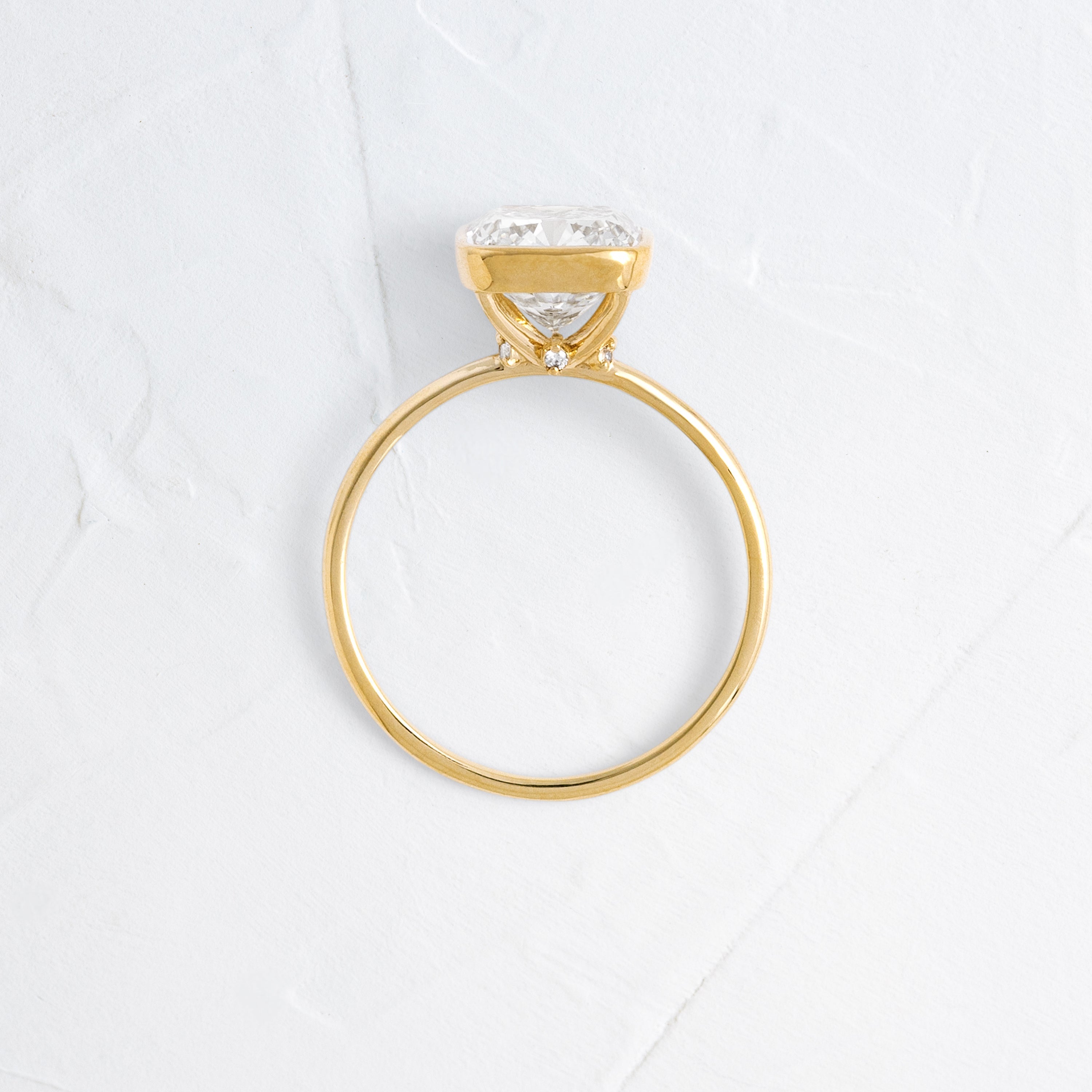 Solitaire-Oval Lab Grown Diamond Engagement Ring