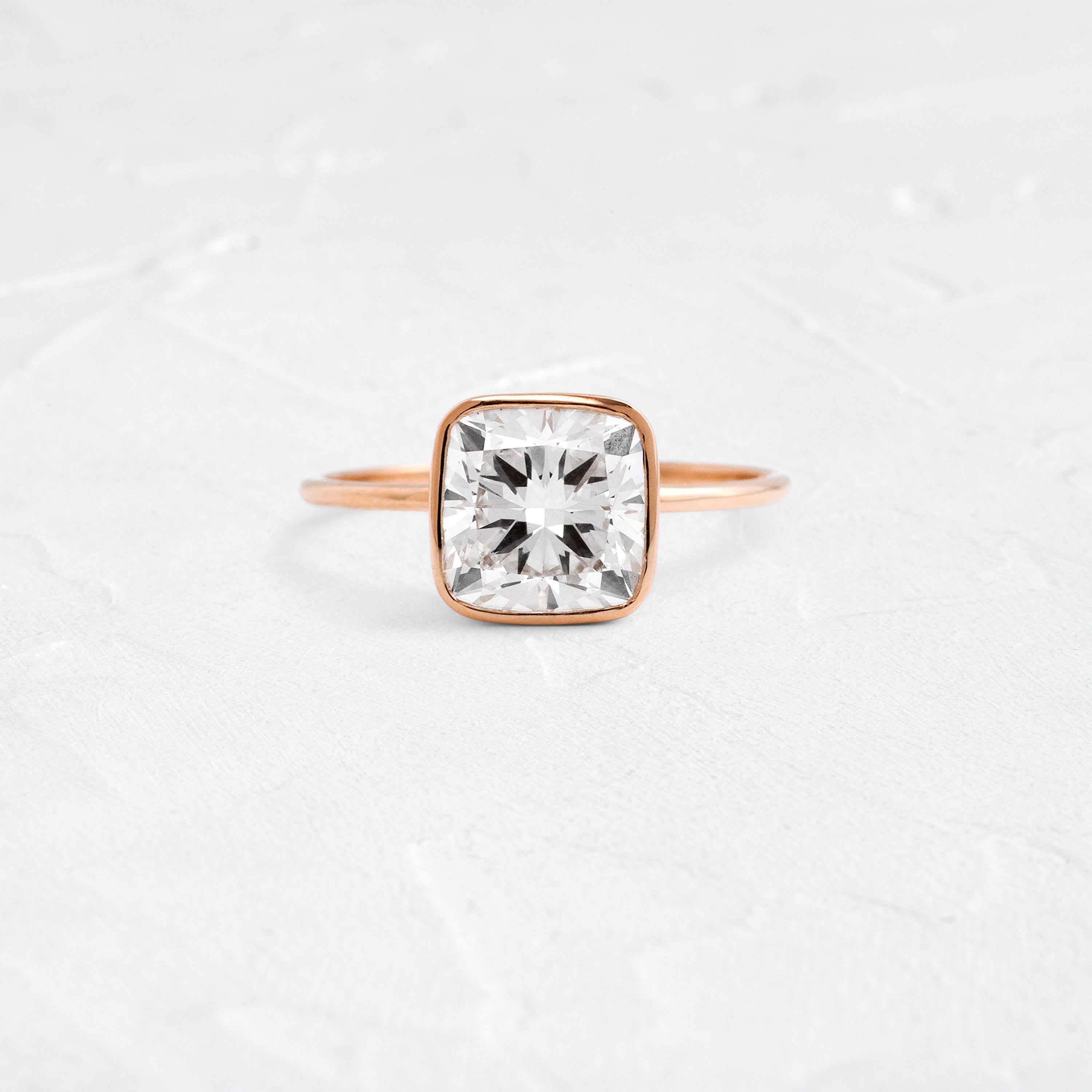 Solitaire-Oval Lab Grown Diamond Engagement Ring
